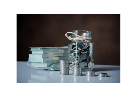 Представлял кредиторов и участников банка